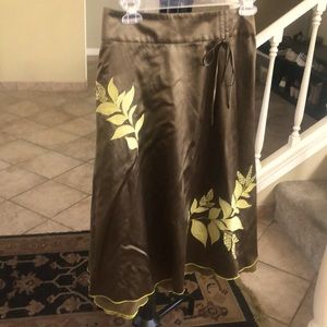 Liz Claiborne silk and cotton floral skirt with beaded accents size 10